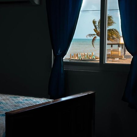 Bonefish Hotel Dangriga Exterior foto